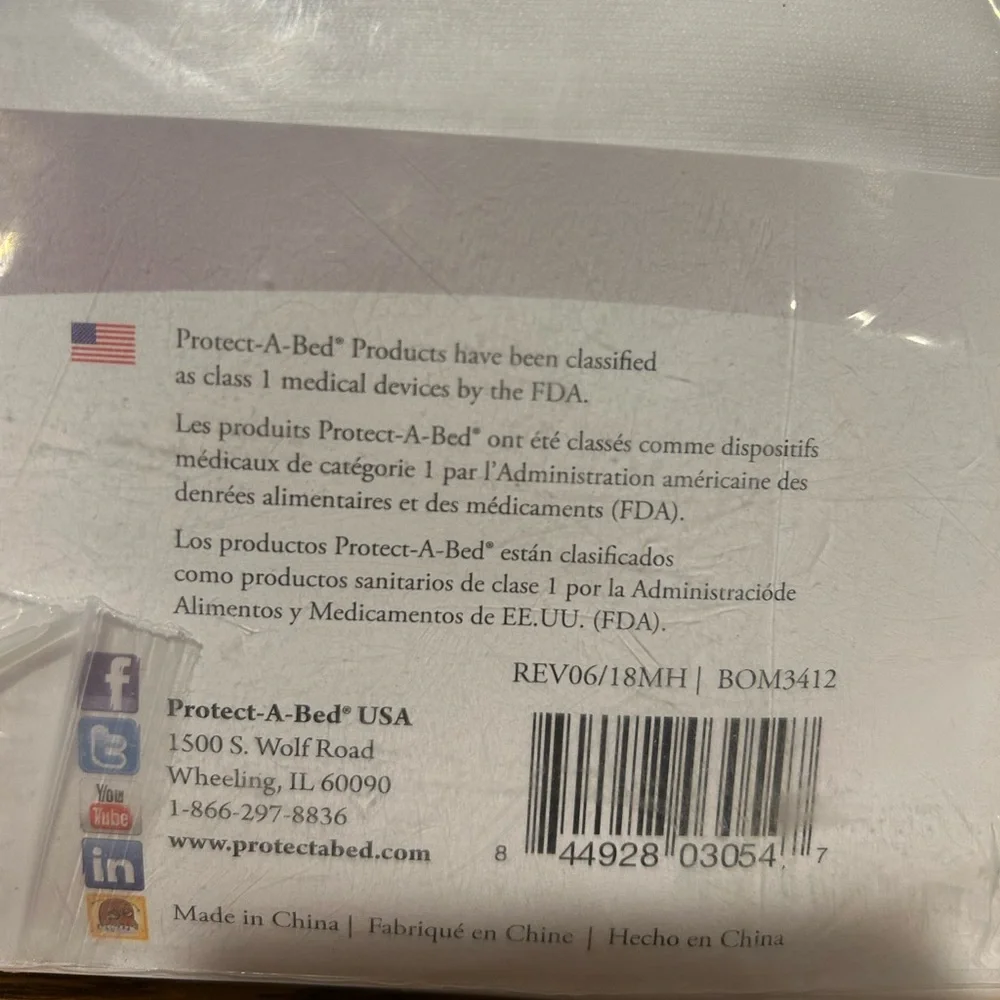 Mattress Encasement - White NWOT